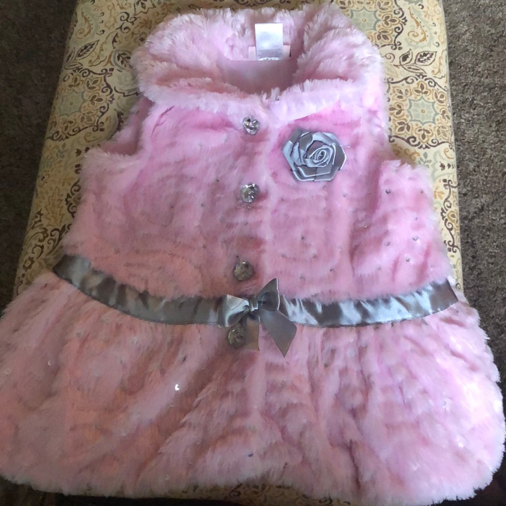 Fluffy pink girls vest
